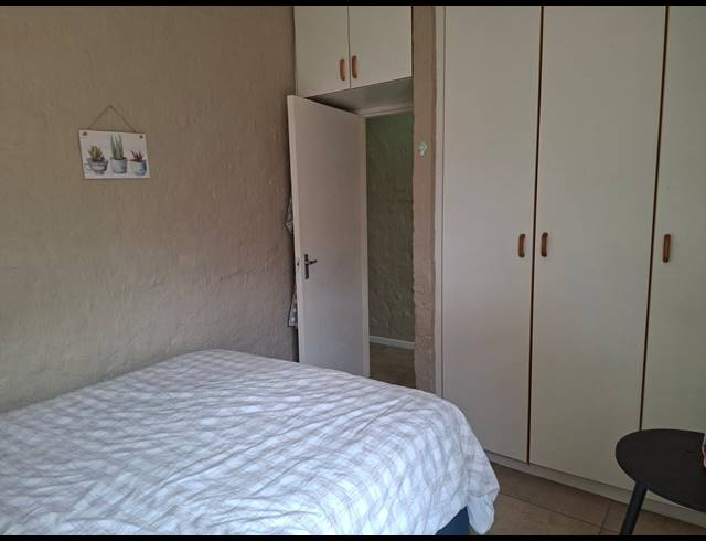3 BEDROOM APARTMENT FOR SALE IN ASTON BAY